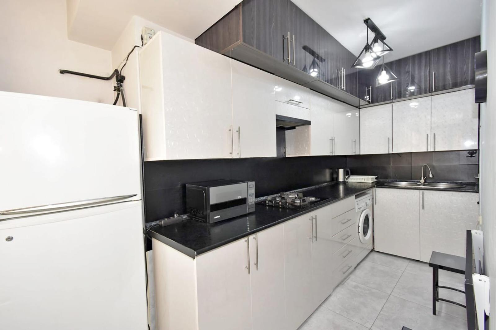 Luxury Spacious Apartment On Saryan Street.Centre Yerevan Ngoại thất bức ảnh